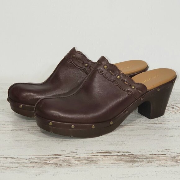 Easy Spirit  Brown Leather Clogs  Brass Studs  Women's Size 9.5M 3" heel - Picture 1 of 6